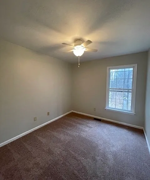 906 Wickford Dr — Photo 14
