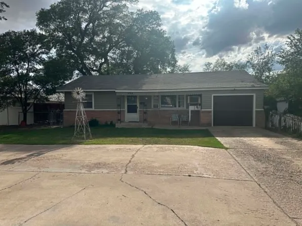 208 N James St, Guymon, OK 73942