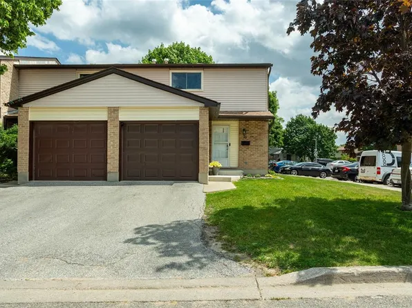 215 Trudeau Dr Unit 76, Sarnia, ON N7S 4T5