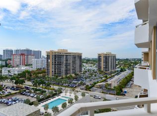 1980 S Ocean Dr APT 11C, Hallandale Beach, FL 33009