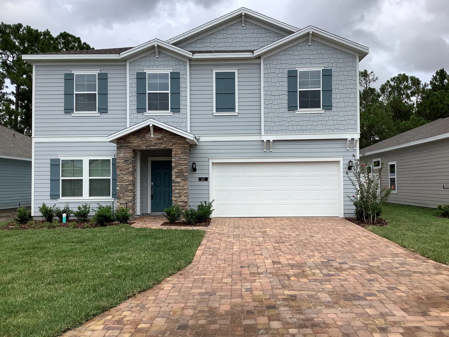 5 bed, 2.5 bath, 2358 sqft, $2,730 — Photo 1