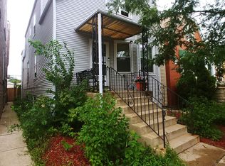 3048 W Addison St, Chicago, IL 60618