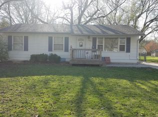 2029 Green Ave, Manhattan, KS 66502