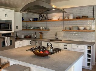 65 W Garzas Rd, Carmel Valley, CA 93924