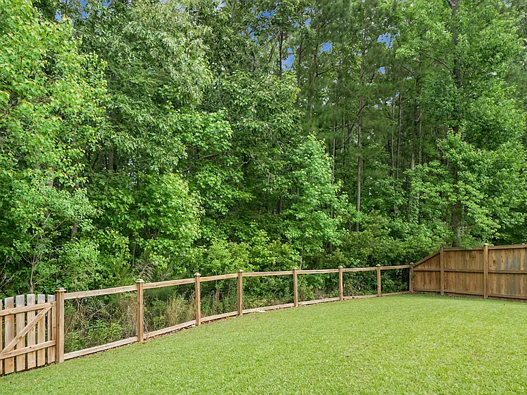 642 Woolum Dr — Photo 61