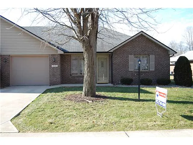 1133 Charleston Commons Dr photo 1