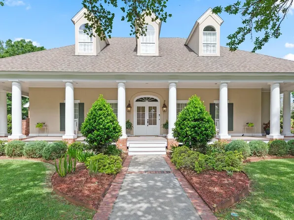 404 Doyle Dr, Lafayette, LA 70508