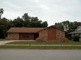 8309 Roxboro Dr, Hudson, FL 34667