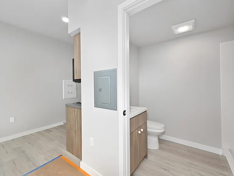 Clara Apartments — Photo 26