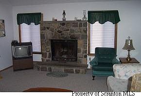 2nd image of 52 Wallenpaupack Dr