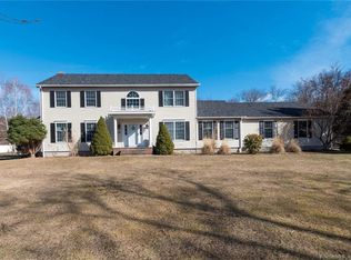43 Bishop Ln, Madison, CT 06443