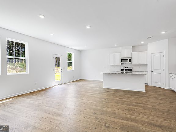 7th image of this home