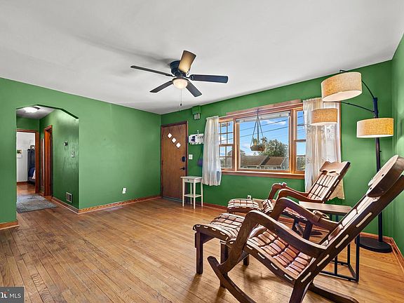 5th image of 408 Burwood Ave