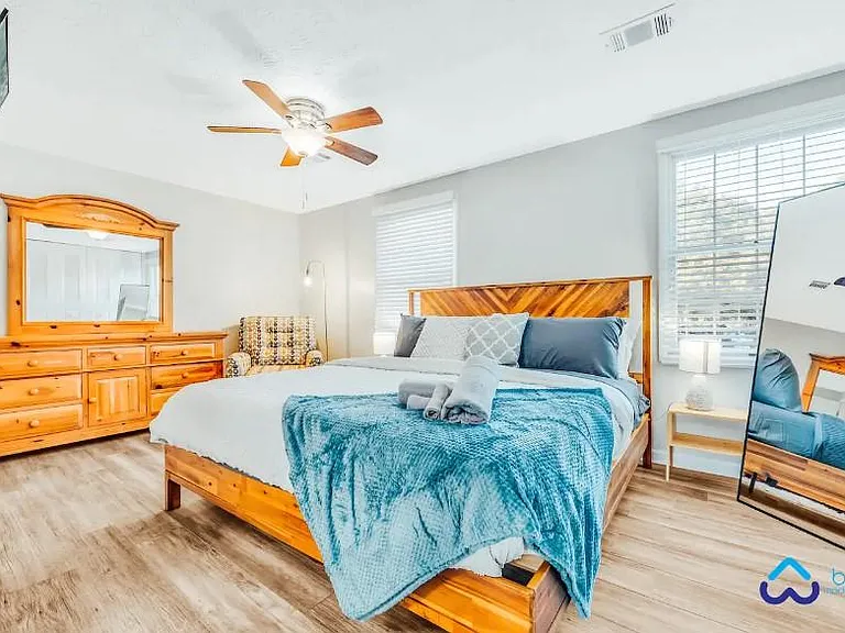 8802 Long Beach Cir — Photo 3