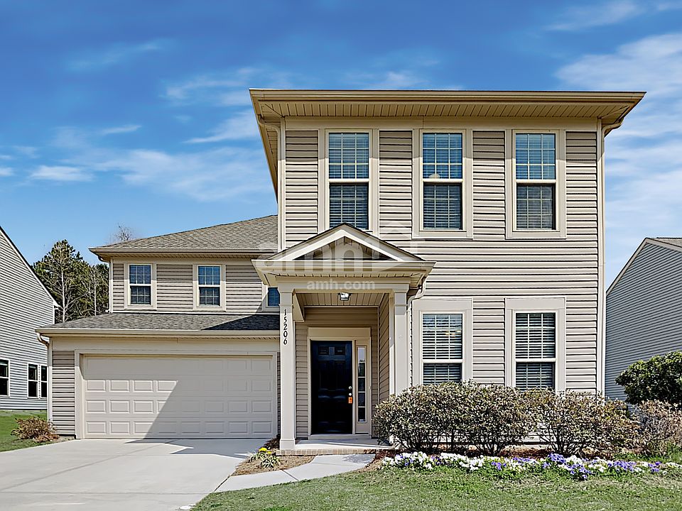 1st image of 15206 Colonial Park Dr