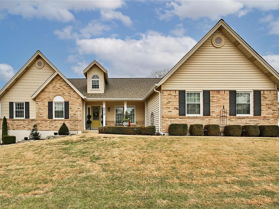 1st image of 6819 Coffee Springs Dr