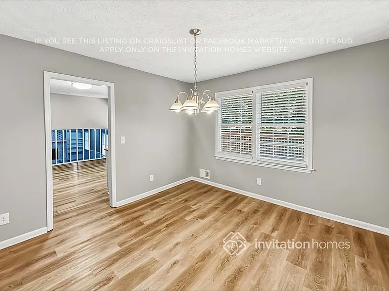 902 Laurel Ct — Photo 10