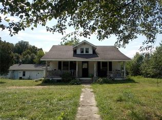 128 Southview St, Mount Airy, NC 27030