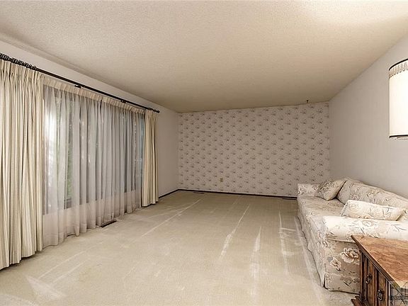 4th image of 5607 Bobby Jones Blvd