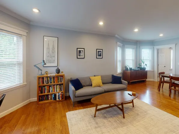 78 Yorktown St, Somerville, MA 02144