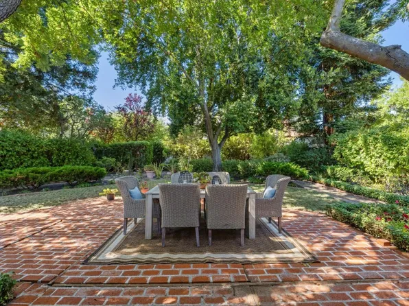 3224 Kipling St, Palo Alto, CA 94306