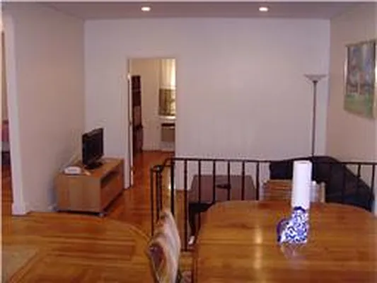 Rented by Douglas Elliman | media 20