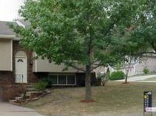 1921 Thornton St, Leavenworth, KS 66048
