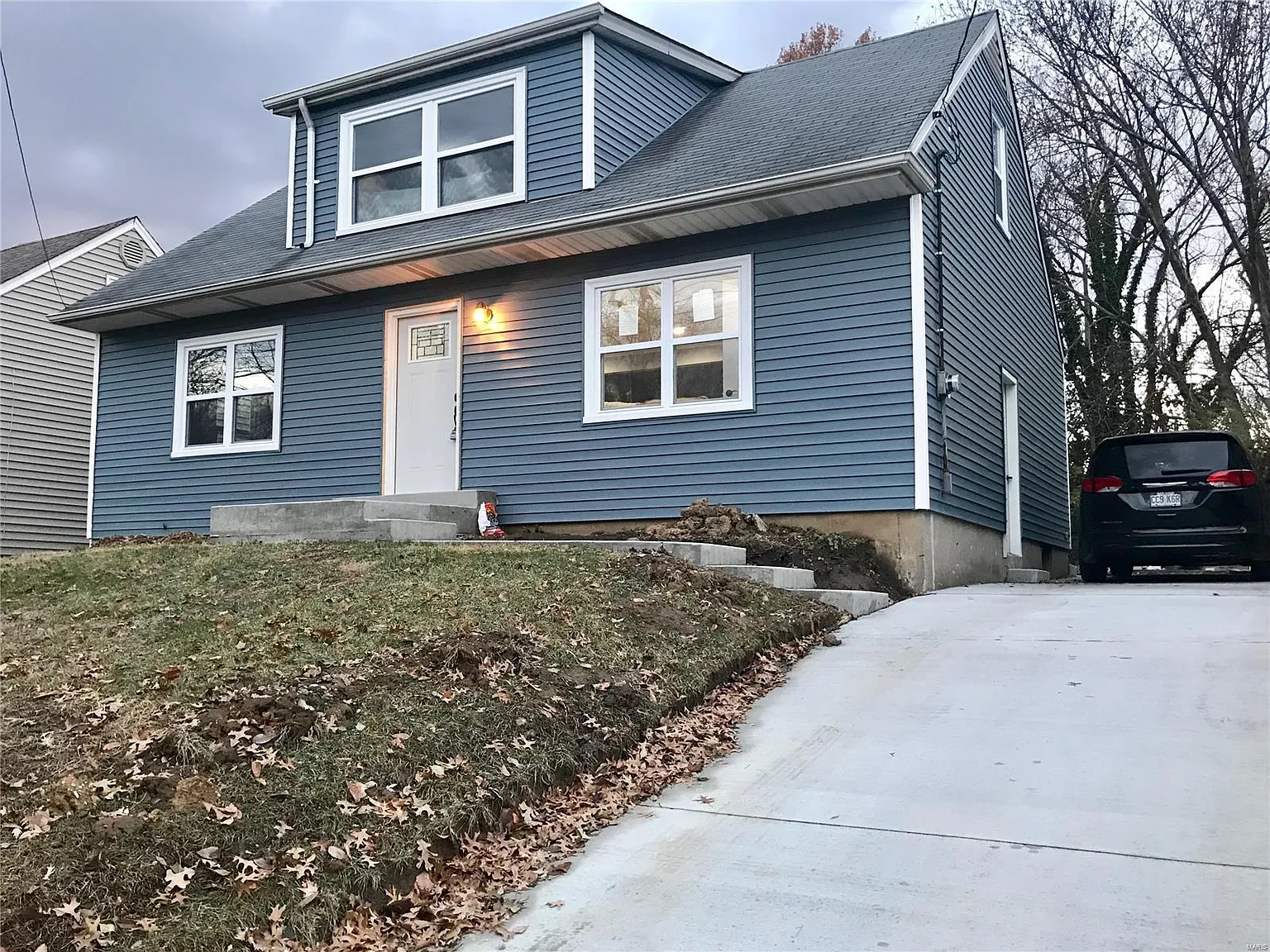 907 N Geyer Rd photo 1