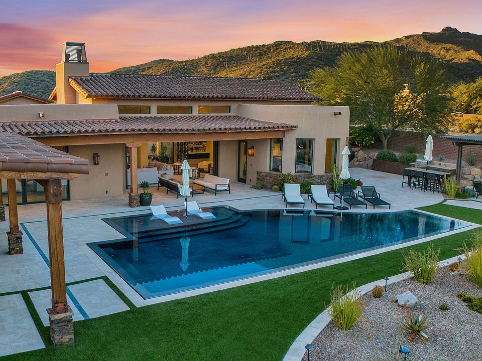 1st image of 6139 W Seven Saguaros Cir