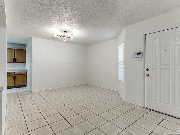 4th image of 4835 CORIAN SPRINGS DR