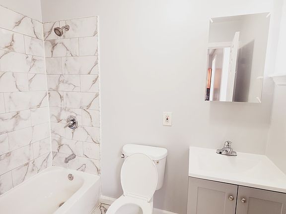 4th image of 222 3rd St #1A