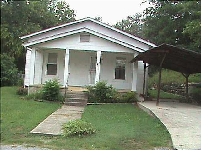 1st image of 100 Locust Ave