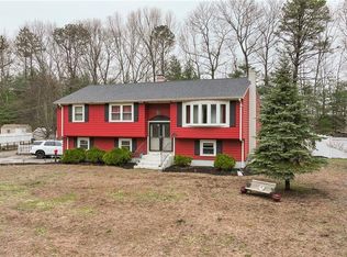 9 Finne Rd, Johnston, RI 02919