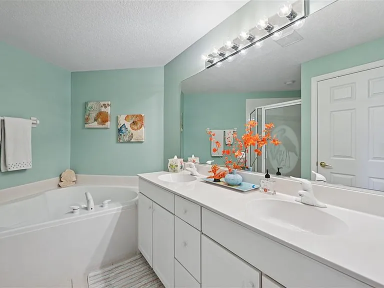 7050 Prosperity Cir #904 — Photo 10