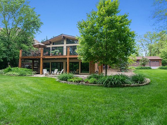 3rd image of 13042 S Cornell Ln
