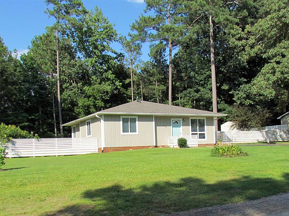 2nd image of 425 Highland Forest Dr