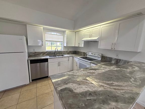 3rd image of 2413 Ted Ave S #2413
