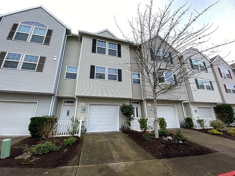 14290 SW Cougar Ridge Dr — Photo 1