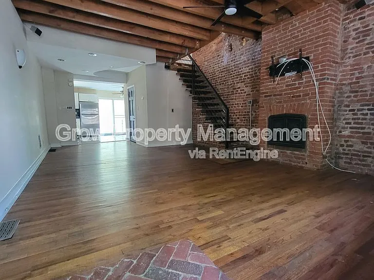 1019 S 10th St — Photo 3