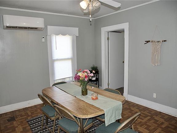 5th image of 424 N Bradley St
