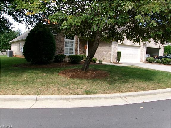 2nd image of 634 Preys St