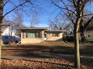 1080 S 8th Ave, Kankakee, IL 60901