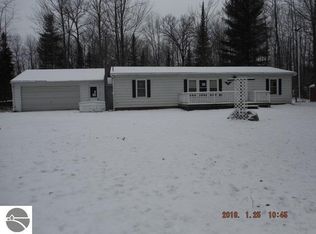 3122 Spruce Rd, Glennie, MI 48737