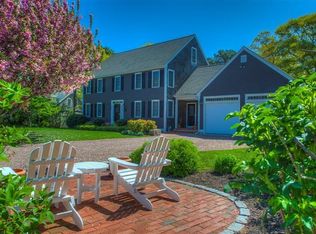 21 Crestview Dr, East Sandwich, MA 02537