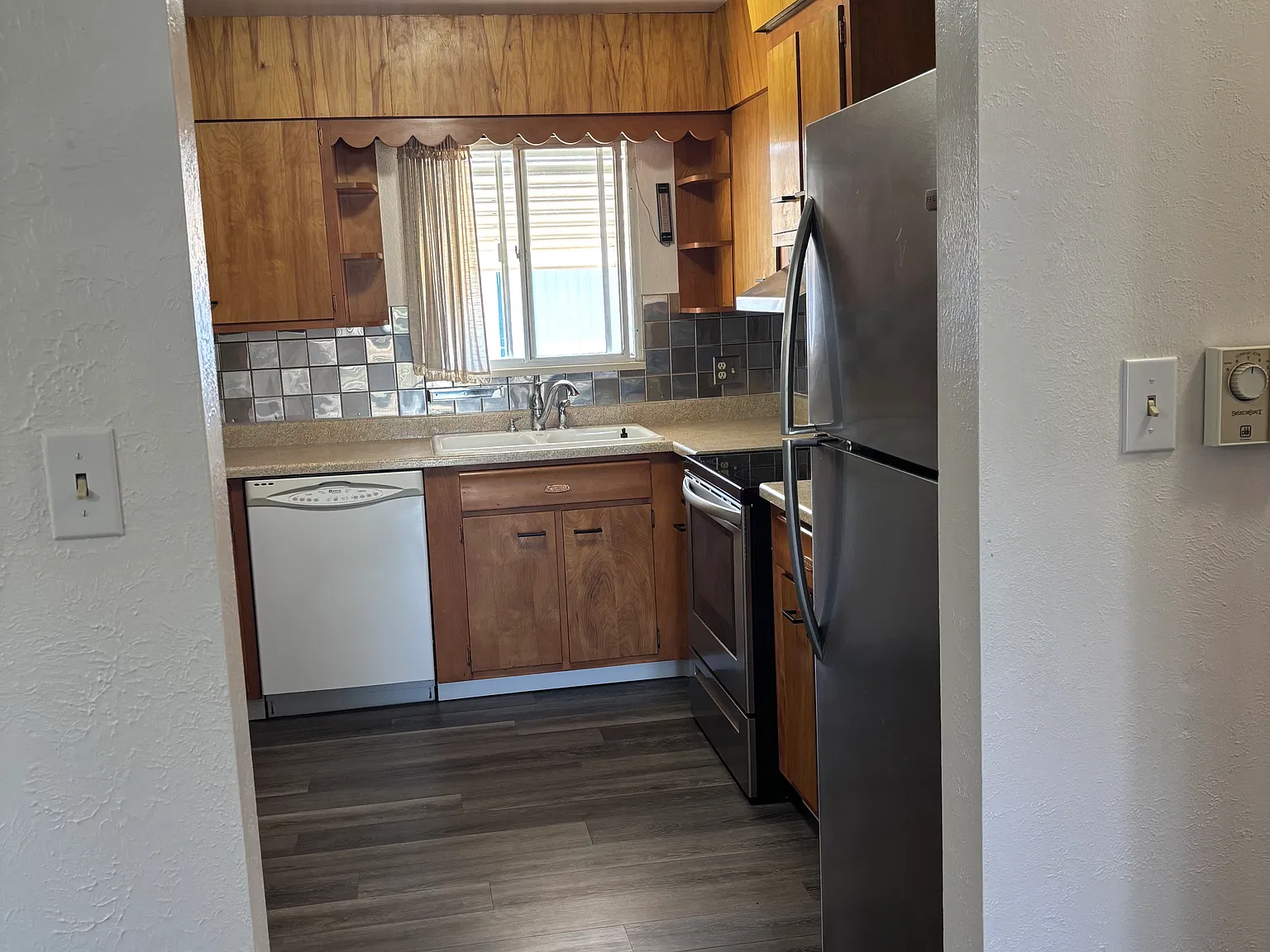 1158 Pleasantview Dr — Photo 4