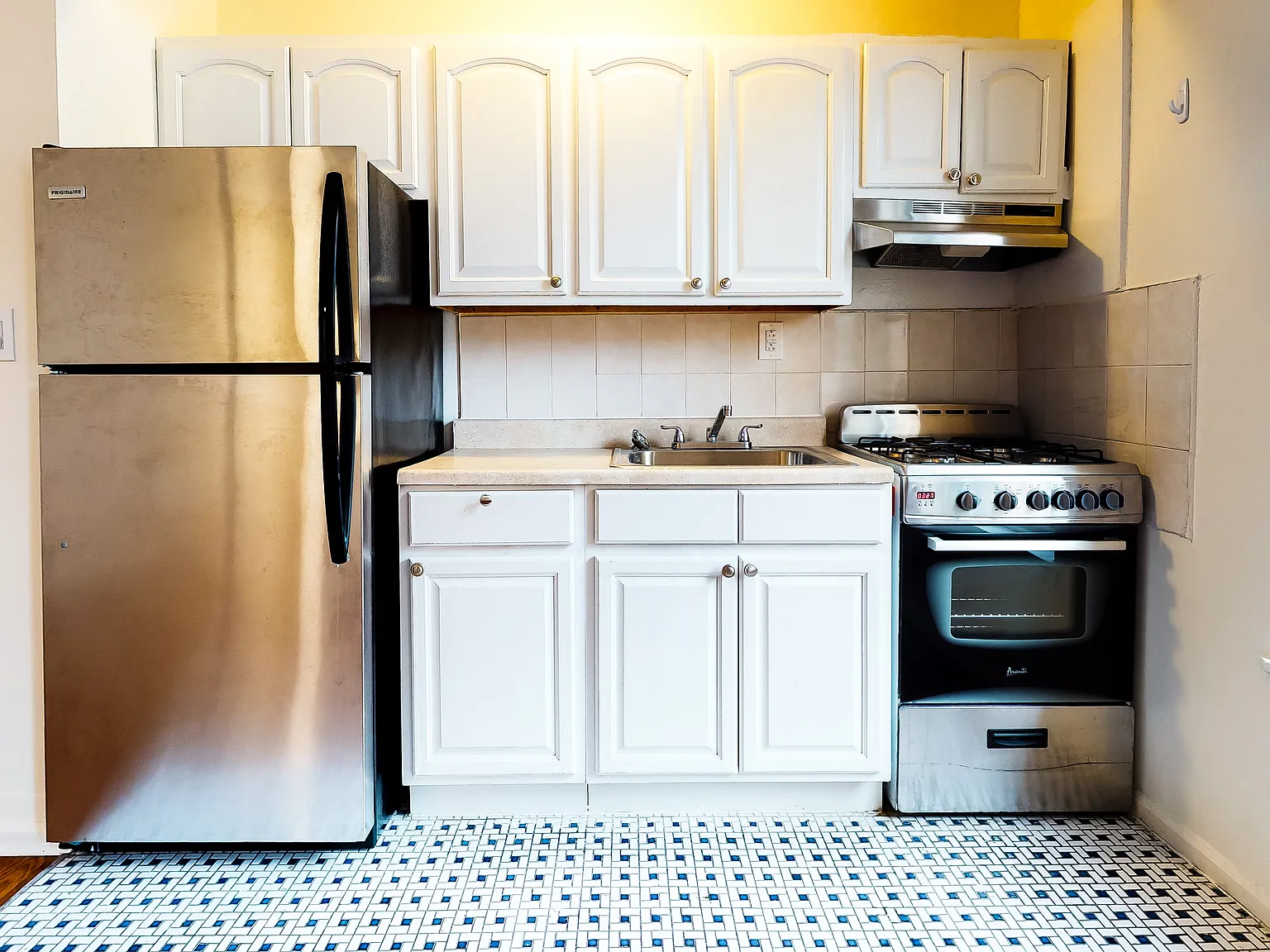 2415 Adam Clayton Powell Boulevard — Photo 4