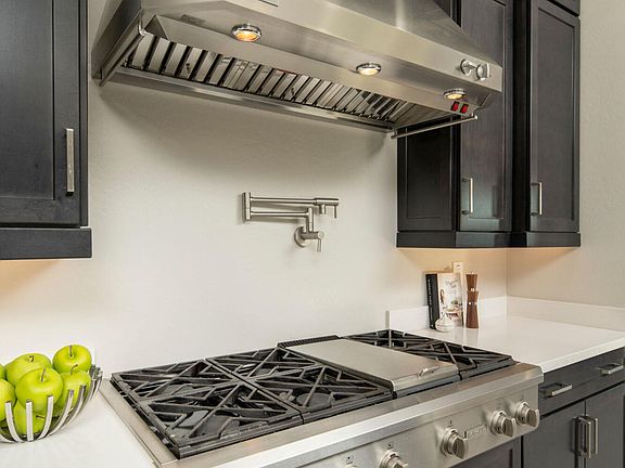 5th image of 3007 E CASHMAN Drive