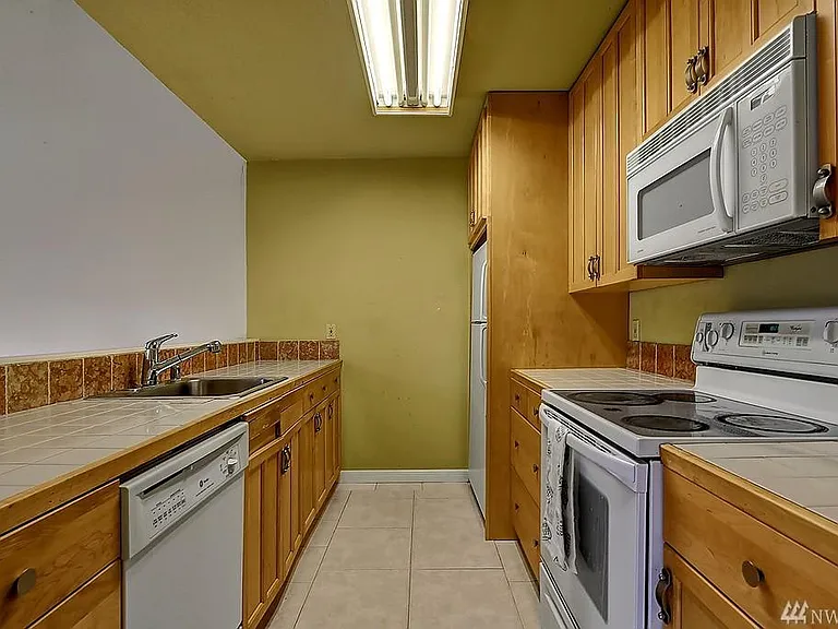 14636 NE 45th St #C18 — Photo 6
