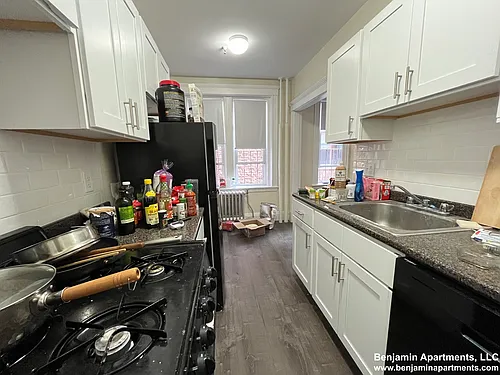 235 Park Dr Photo 1