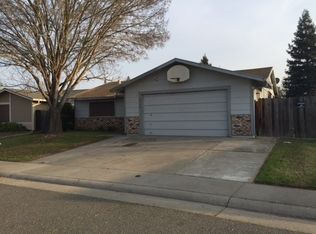8308 Summer Sunset Dr, Sacramento, CA 95828